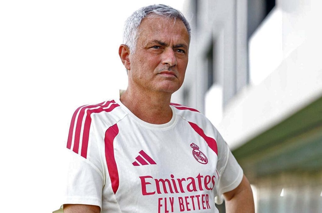 pré-temporada dos gigantes europeus 2026 é o retorno de José Mourinho ao comando do Real Madrid.