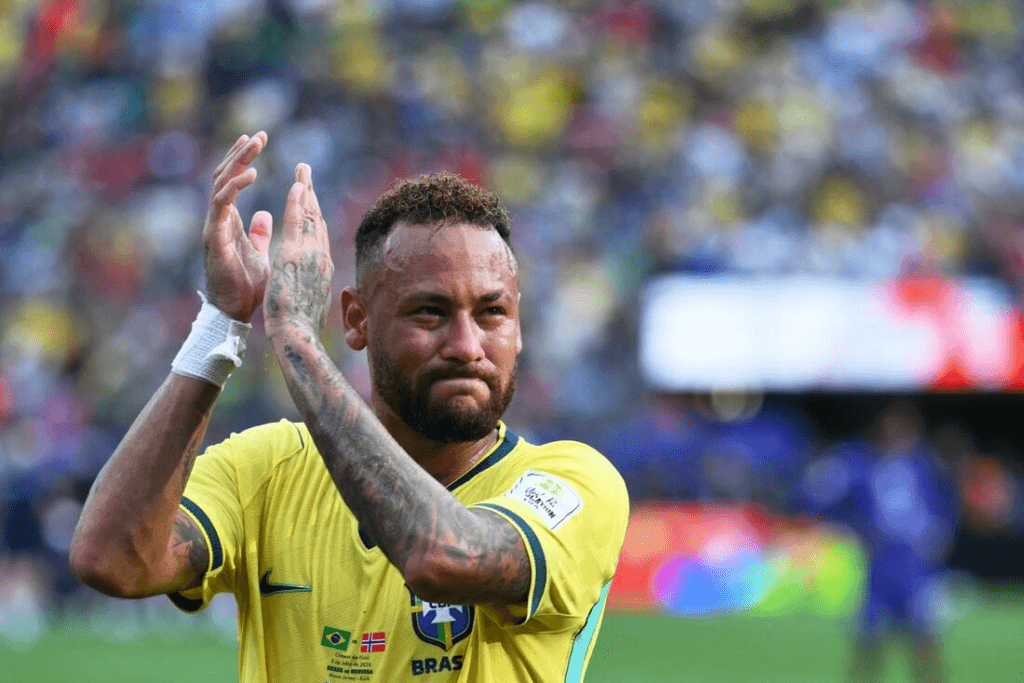 Neymar confirma que pretende encerrar sua trajetória na Seleção Brasileira. Confira declaração, números históricos e os nomes para o futuro com Carlo Ancelotti no F14 Sports!