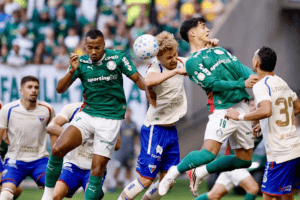 Veja onde assistir Fortaleza x Palmeiras ao vivo, horário, prováveis escalações, retrospecto e tudo sobre o duelo decisivo da Copa do Brasil.