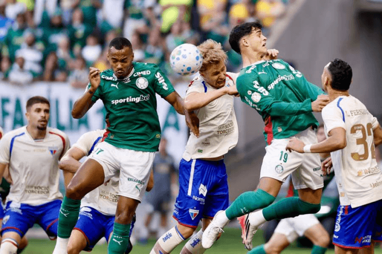 Veja onde assistir Fortaleza x Palmeiras ao vivo, horário, prováveis escalações, retrospecto e tudo sobre o duelo decisivo da Copa do Brasil.